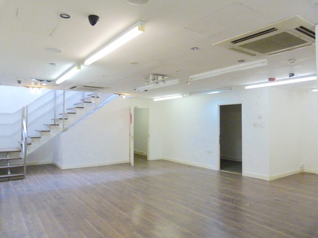Showroom For Rent near Oxford Street Ground Floor and basement-min