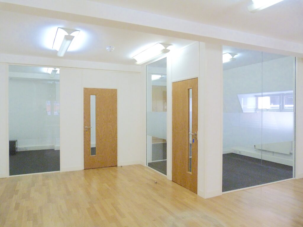 Rent Space London 26 Eastcastle Street 1st Floor Meeting Rooms-min