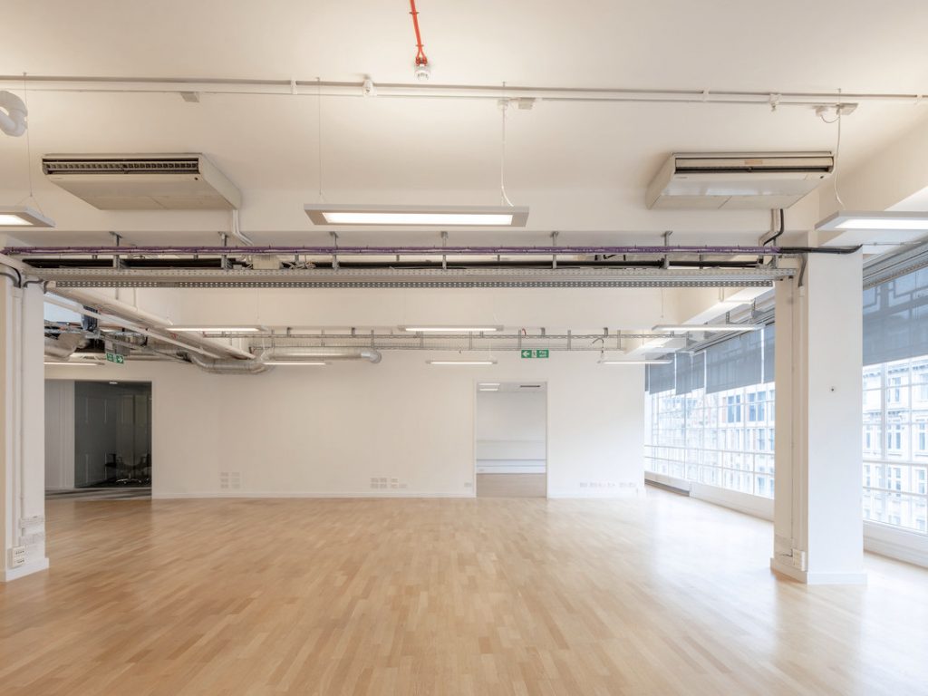 Office For Rent Suite 360 - 50 Eastcastle Street 2